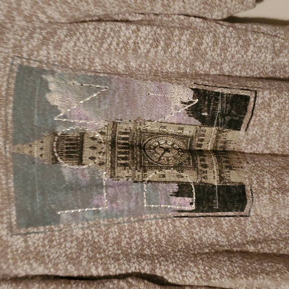 Style& Co Petite Women's Light Brown/cream Top with Graphic Design Sz.PXl - Picture 2 of 10